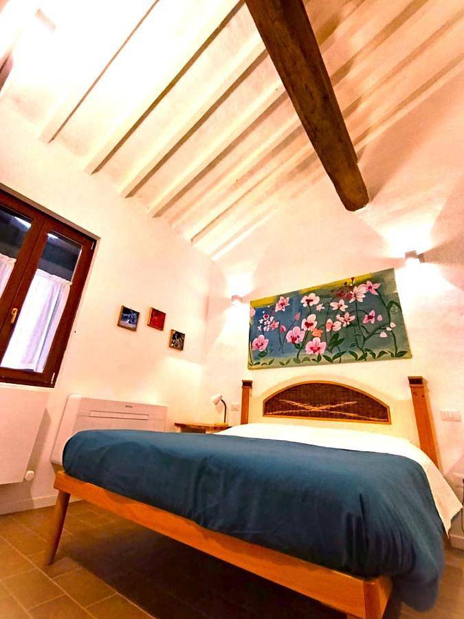 Double Room with Private Bathroom in Casalecchio di Reno, Provincia di Bologna