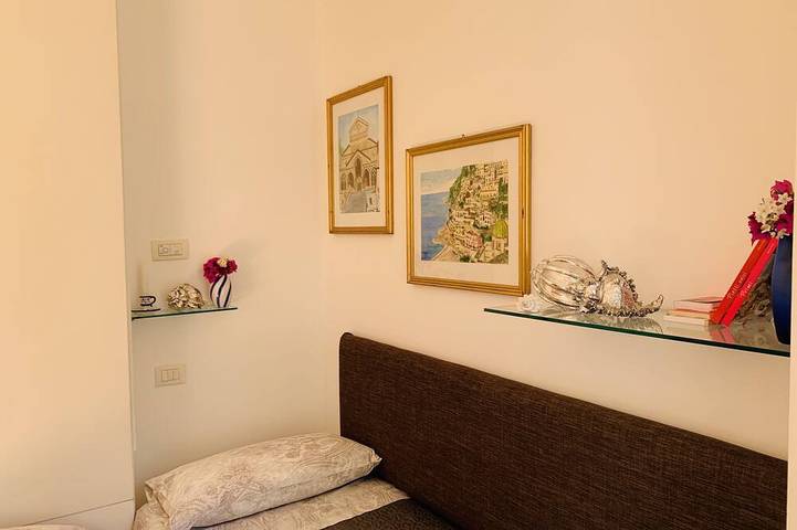 Appartement entier, Felicia's corner studio apartment 2 steps from the sea in Massa Lubrense, Sorrento Coast