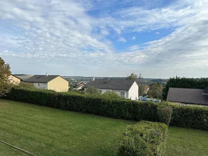 Gîte pour 4 personnes, avec Balcon ainsi que Terrasse et Vue dans Macheren