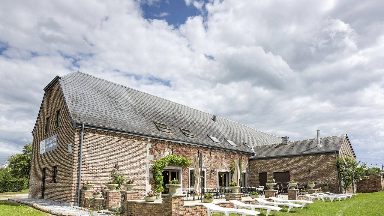 Ferienhaus für 30 Personen (500 m²) in Houyet in Houyet, Namur (region)