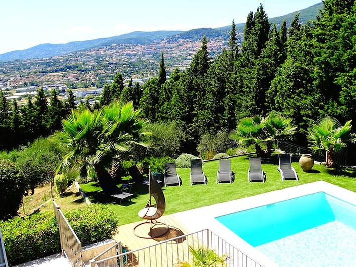 Villa pour 12 personnes, avec piscine et jardin, adapté aux familles à Grasse - 4