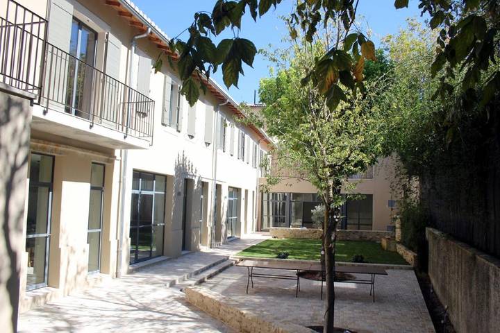 Chambre d’hôte pour 4 personnes, avec jardin ainsi que vue et piscine à L'Isle-sur-la-Sorgue - 4