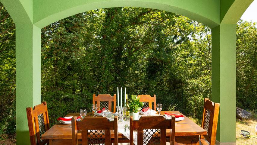 Villa für 6 Personen, mit Terrasse und Garten sowie Whirlpool in Crikvenica - 2