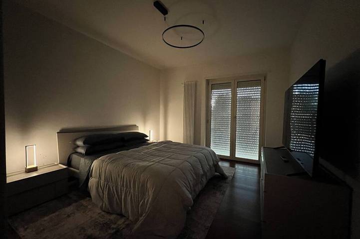 Entire apartment, Premium Sea Front 2-bedroom condo in Roseto Degli Abruzzi, with WiFi, AC in Roseto degli Abruzzi, Adriatic Coast Abruzzo