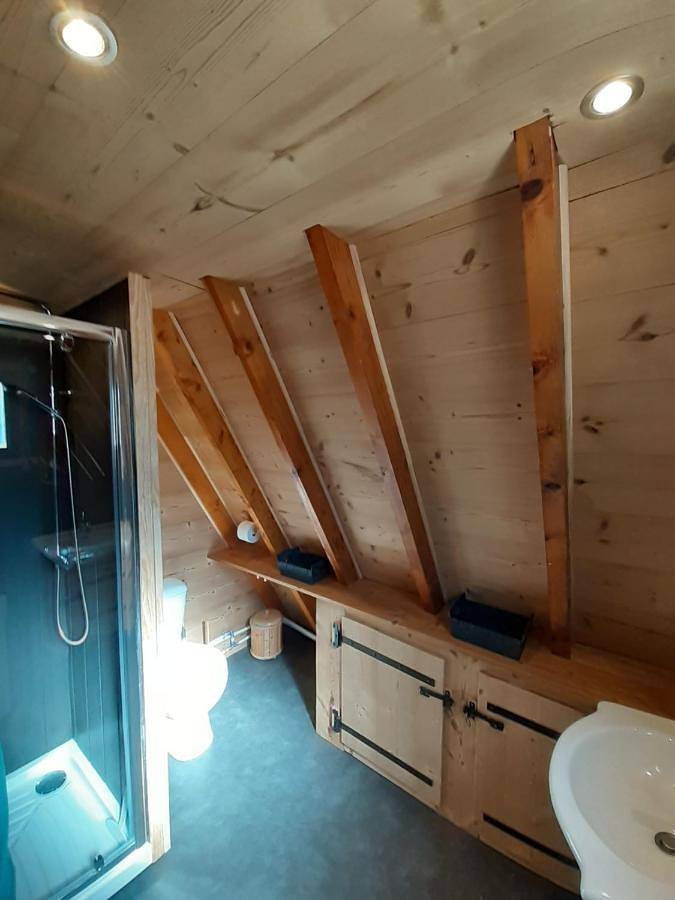 Gîte pour 6 personnes, avec jacuzzi ainsi que piscine et jardin à Jausiers - 2