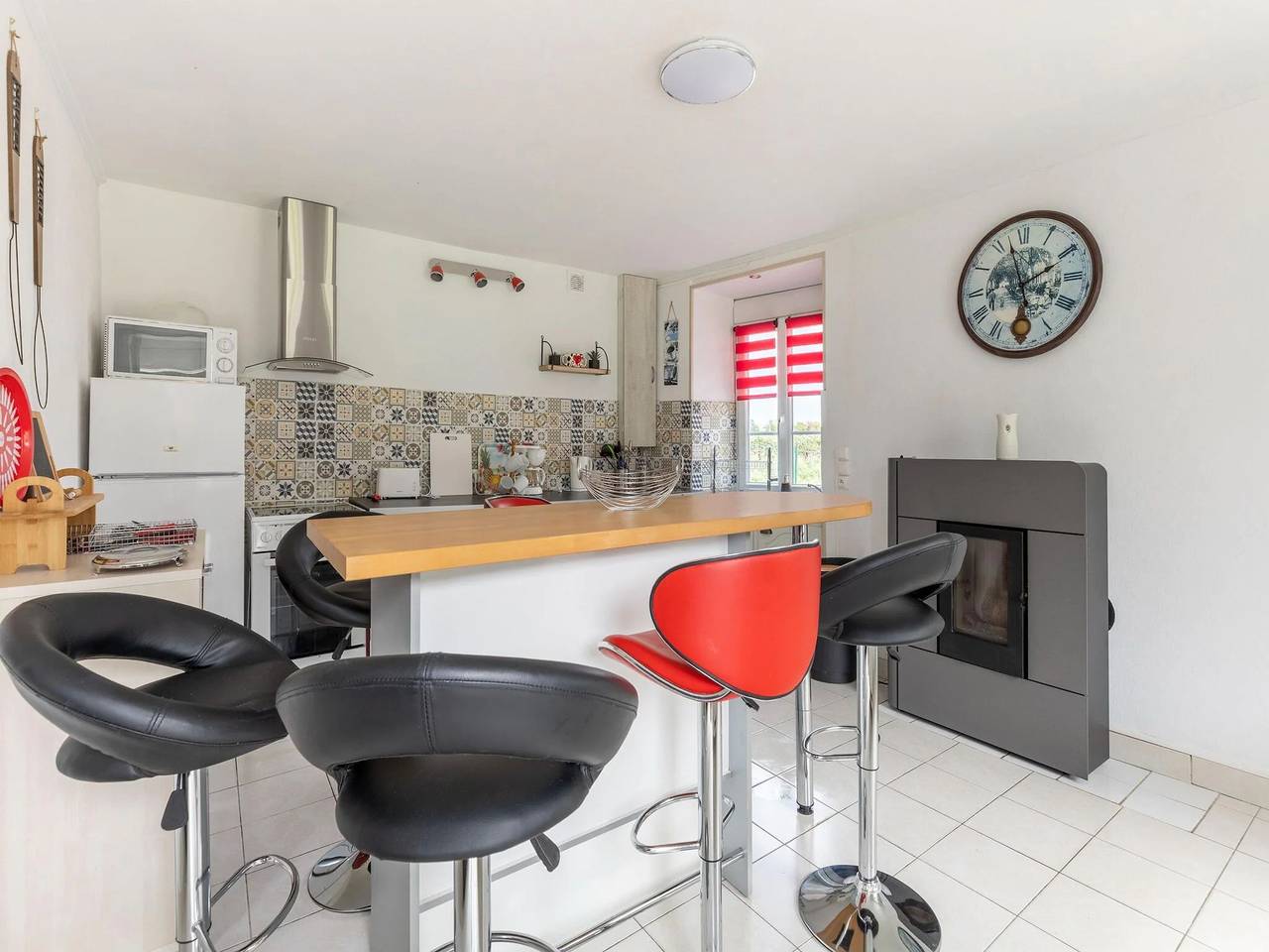 Nice holiday home in Isigny sur Mer with garden in Saint-Benoît-de-l'Aure, Bayeux und Umgebung