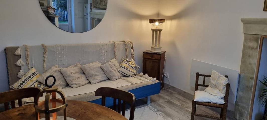 Maison d’hôte pour 4 personnes, avec Terrasse ainsi que Jardin et Piscine