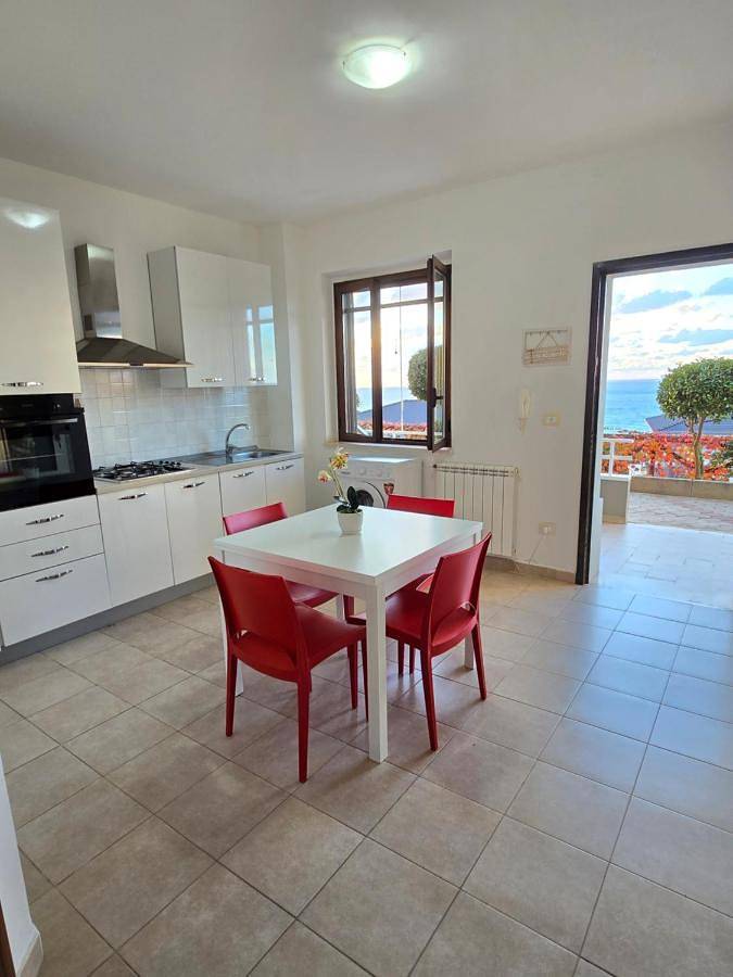 Appartement de vacances pour 4 personnes, avec jardin ainsi que terrasse et vue, animaux acceptés