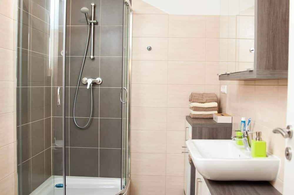 Ganze Wohnung, Komfortable Ferienwohnung in Stubenberg Am See mit Garten in Gemeinde Stubenberg, Steirerland