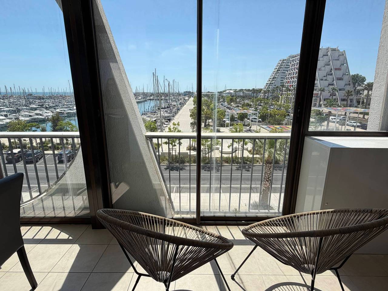 Appartement entier, Appartement climatisé au cœur du port - 4 pers. in La Grande-Motte, Côte d'Améthyste