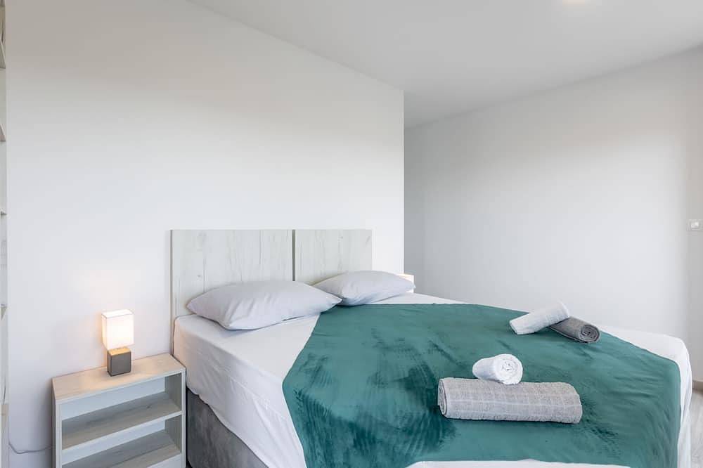 Villa Bonce - Five Bedroom Villa with Private Swimming Pool in Kastel Luksic, Kaštela