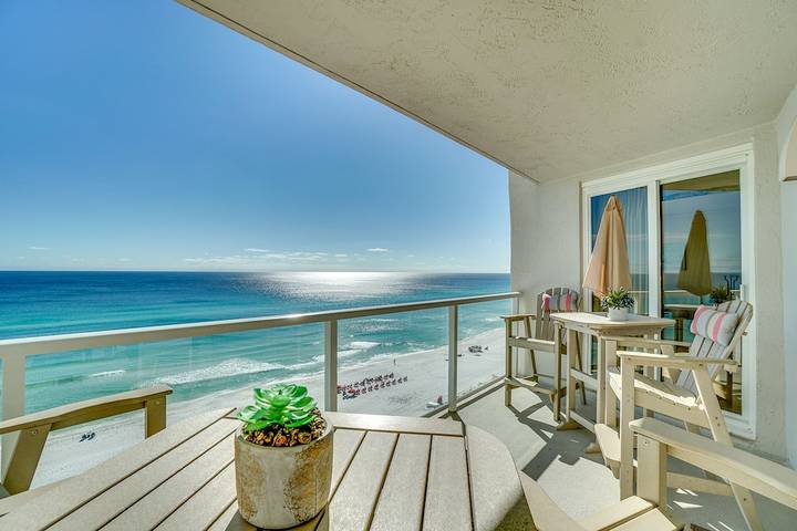 Beach rental for 4 people, with balcony and hot tub as well as pool in Sandestin