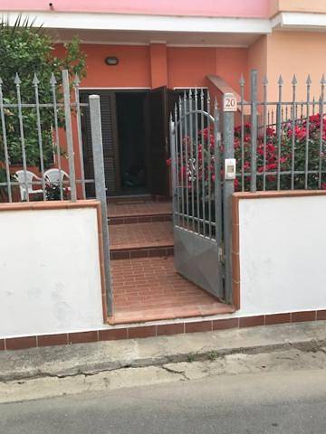 Chambre d’hôte pour 3 personnes, avec terrasse à Assemini - 3
