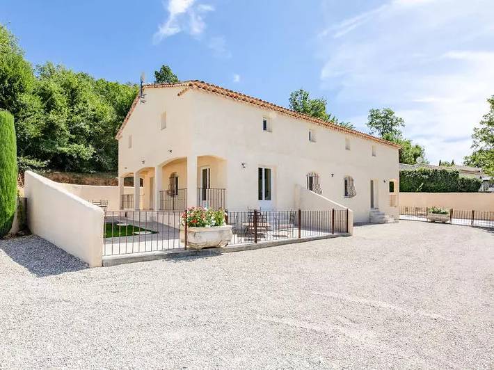 Maison de vacances pour 8 personnes, avec Terrasse et Jardin à Bauduen