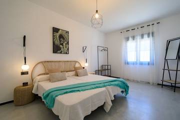 Villa for 8 People in La Torreta, Torrevieja, Photo 2
