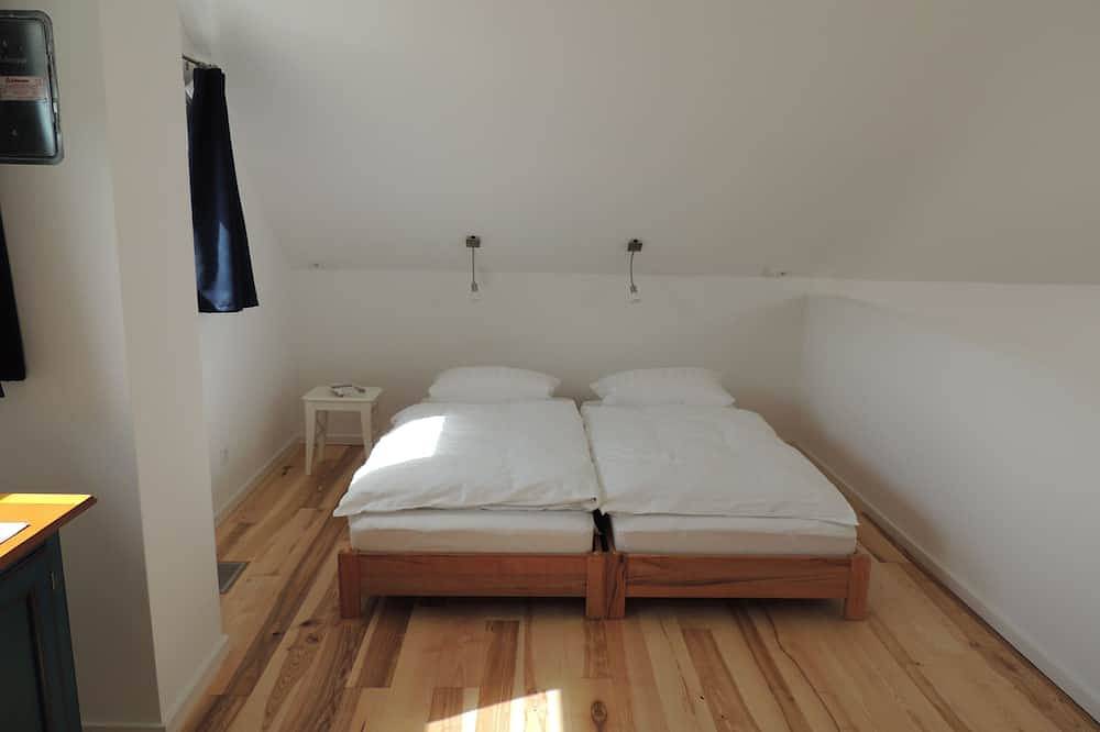 Modern designed house for 4 - 6 people in a beautiful location near Cape Arkona in Putgarten, Ruegen