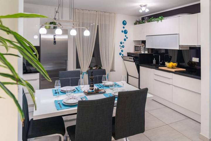 Gîte pour 6 personnes, avec vue et balcon à Kobarid