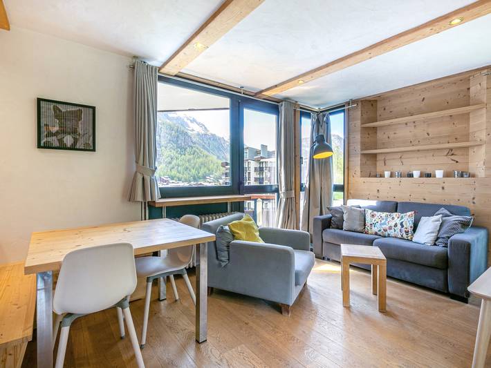 Gîte pour 6 personnes, avec balcon dans Office De Tourisme De Val D Isere