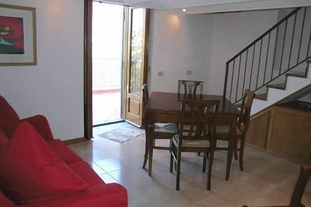 Entire apartment, Conca \"Amalfi 51\" Amalfi Coast in Conca dei Marini, Amalfi Coast
