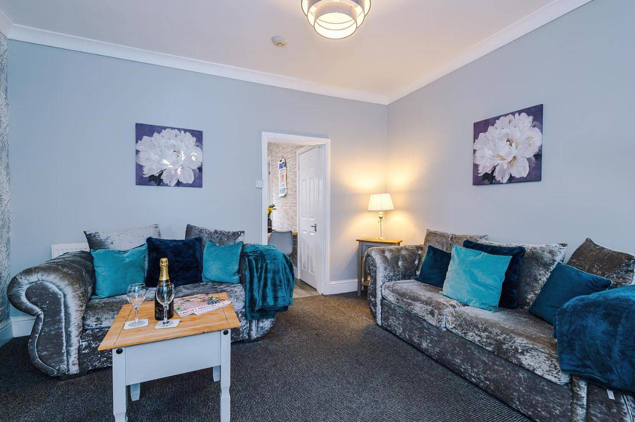 Entire apartment, Two-Bedroom Apartment in Crewe, Cheshire East