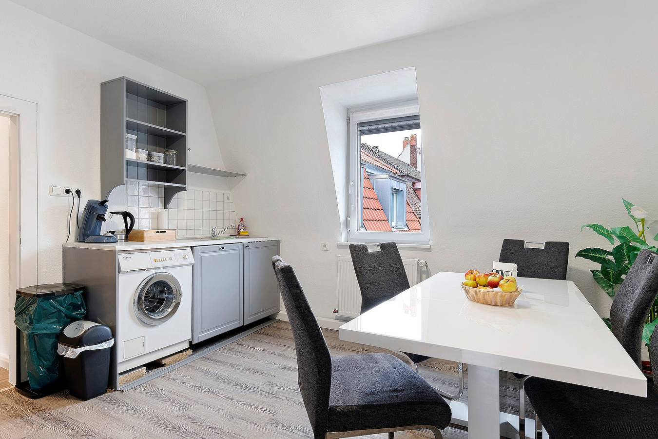 Appartement entier, Appartement 'Az-Living Feudenheim Méditerranéen' avec jardin commun et Wi-Fi in Mannheim, Kurpfalz