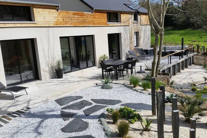 Ferienhaus für 10 Personen, mit Terrasse und Garten