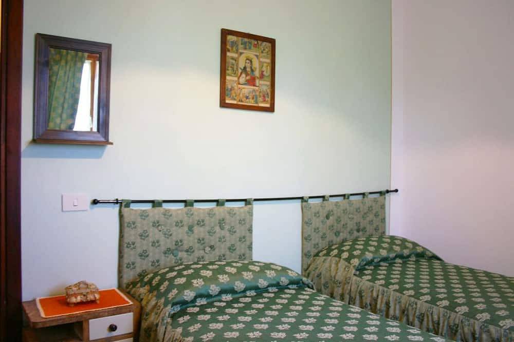 Villa in Panoramalage, umgeben von Weinbergen und Olivenhainen, 5 km von Montepulciano und Torrita d in Montepulciano, Siena Provinz