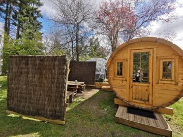 Tente pour 7 personnes, avec jardin et jacuzzi dans le Loir-et-Cher