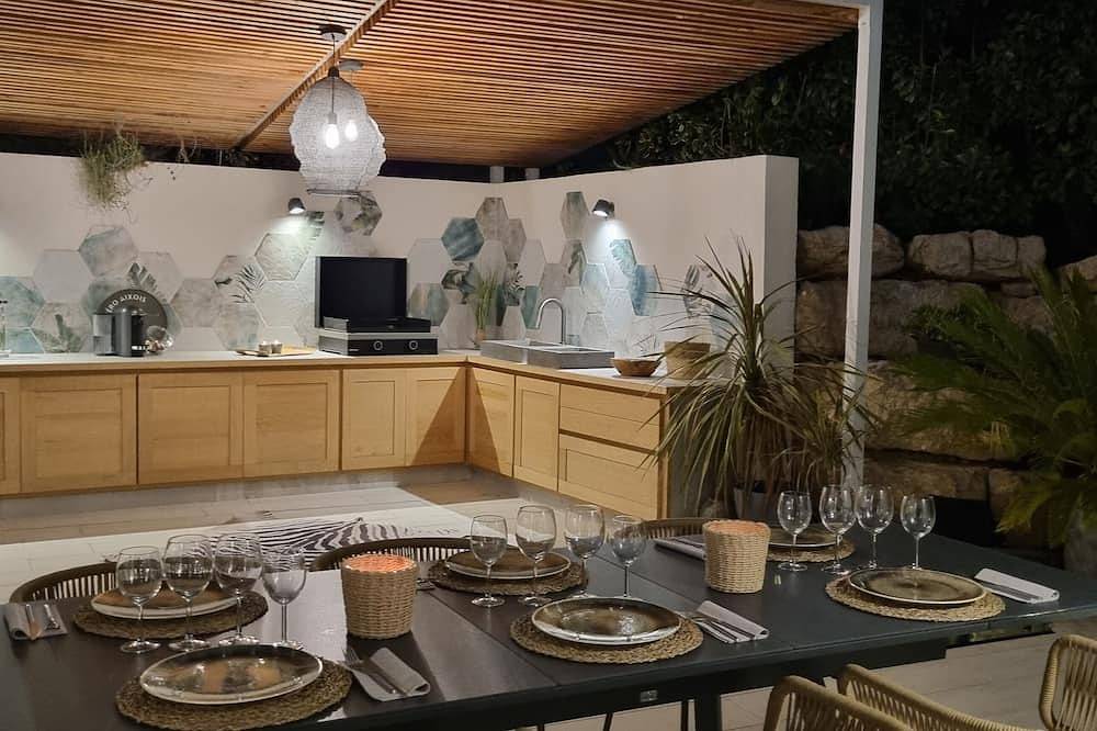 Ontwerper en familie architect huis verwarmd zwembad in Saint-Maximin-la-Sainte-Baume, Brignoles region
