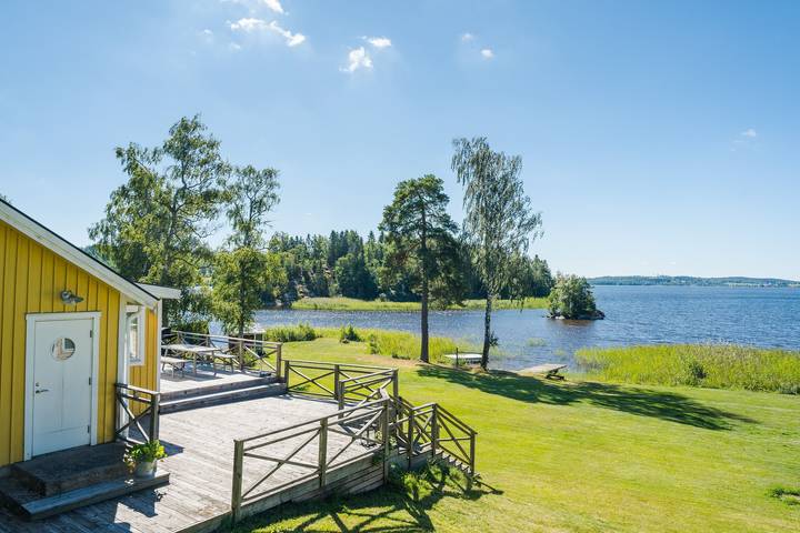 Hus för 4 Personer med sjöutsikt in Jönköping, Vättern