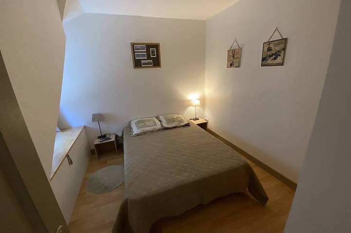 Gîte pour 9 personnes, avec Balcon et Jardin à Laveissière - 2