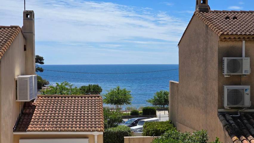 Gîte pour 3 personnes, avec vue dans Calanque de Cap Rousset