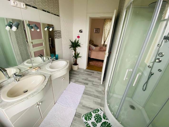 Gîte pour 2 personnes, avec vue et jardin à La Ferté Macé - 2