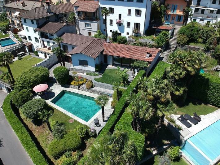Ferienhaus für 6 Personen, mit Ausblick und Balkon sowie Garten in Brissago