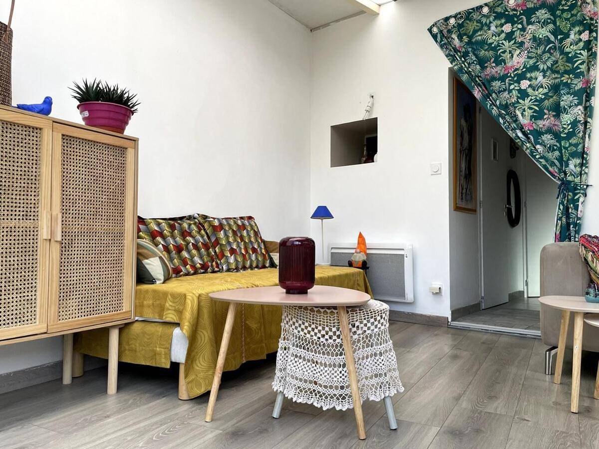 Two-Bedroom House in Poiroux, Vendée