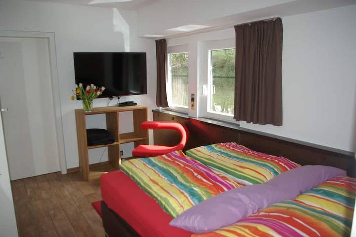 Ferienhaus für 8 Personen, mit Garten und Pool in Hamburg-Nord - 3