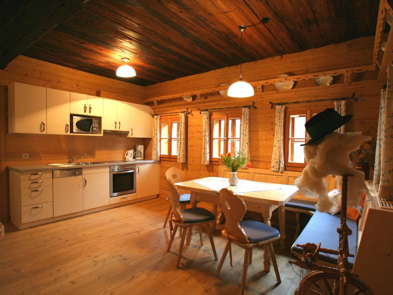 Ganze Ferienwohnung, Urlaub am Bauernhof Klein Bachbauer - "Lavendeltraum" im Obergeschoss in Aschau (Birkfeld), Steirerland