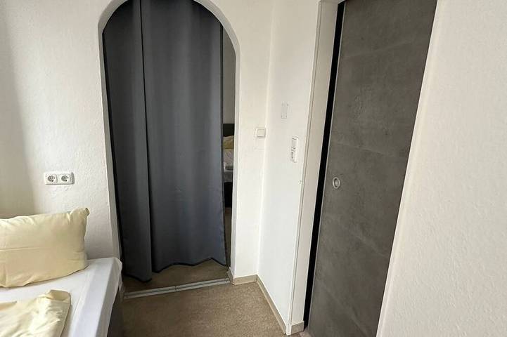 Friedrichstraße 42 W1 - 1 Schlafzimmer in Neumünster, Schleswig-Holstein Binnenland