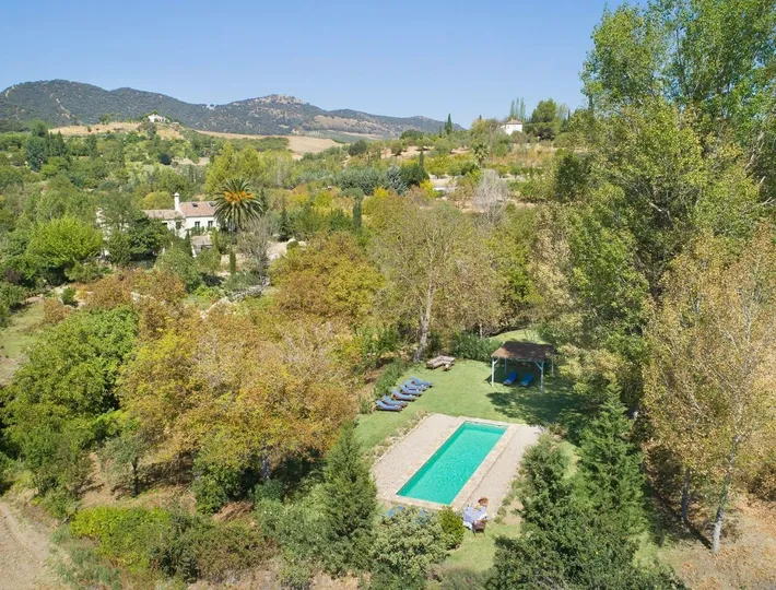 Chalet para 14 personas, con piscina además de vistas y jardín - 1