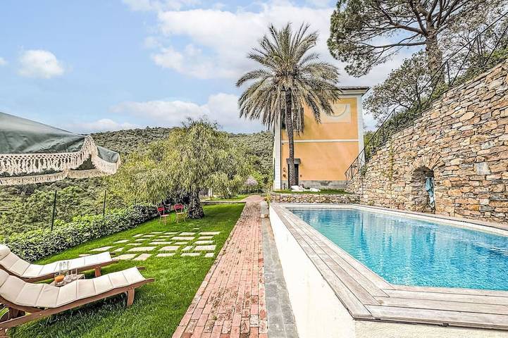 Ferienhaus für 8 Personen, mit Garten und Pool