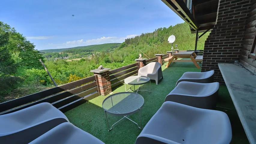 Location de vacances pour 8 personnes, avec Terrasse et Jardin à Rendeux - 3