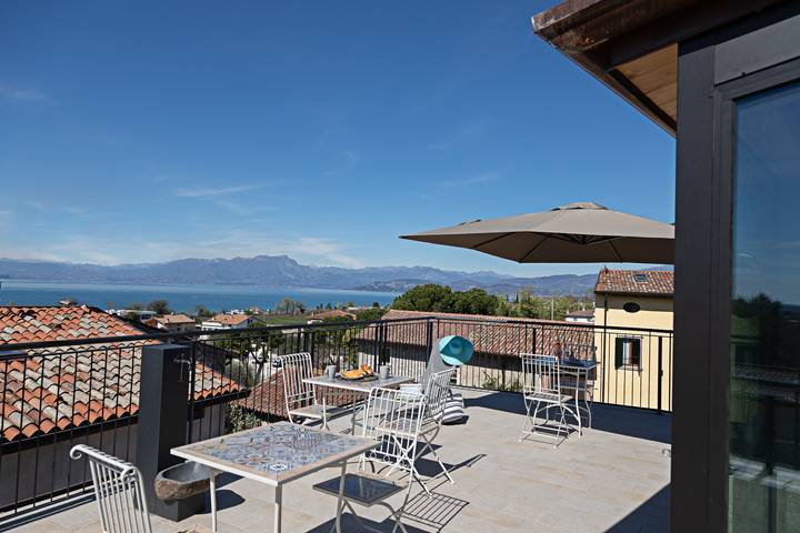 Gîte pour 4 personnes, avec terrasse et vue sur le lac à Lazise - 2