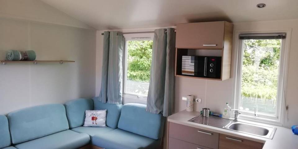 Camping pour 4 personnes, avec Terrasse et Jardin à Névez