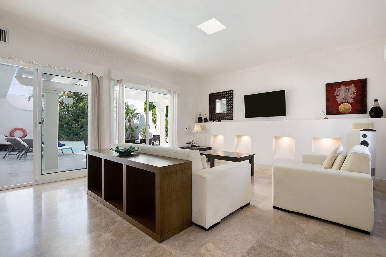 Vacation Home "Villa 87" with Mountain View, Pool & Wi-Fi in Geafond, La Oliva