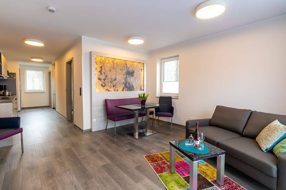 Ganze Wohnung, Moderne Ferienwohnung mit Balkon in Ibbenbüren in Ibbenbüren, Münsterland