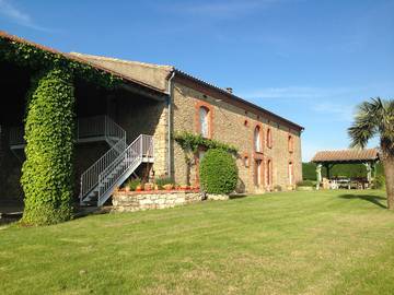 Gîte pour 4 personnes, avec terrasse ainsi que jacuzzi et jardin à Avignonet-Lauragais