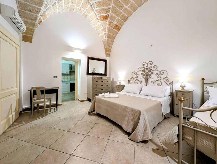 Location de vacances pour 5 personnes, avec terrasse à Maglie - 2