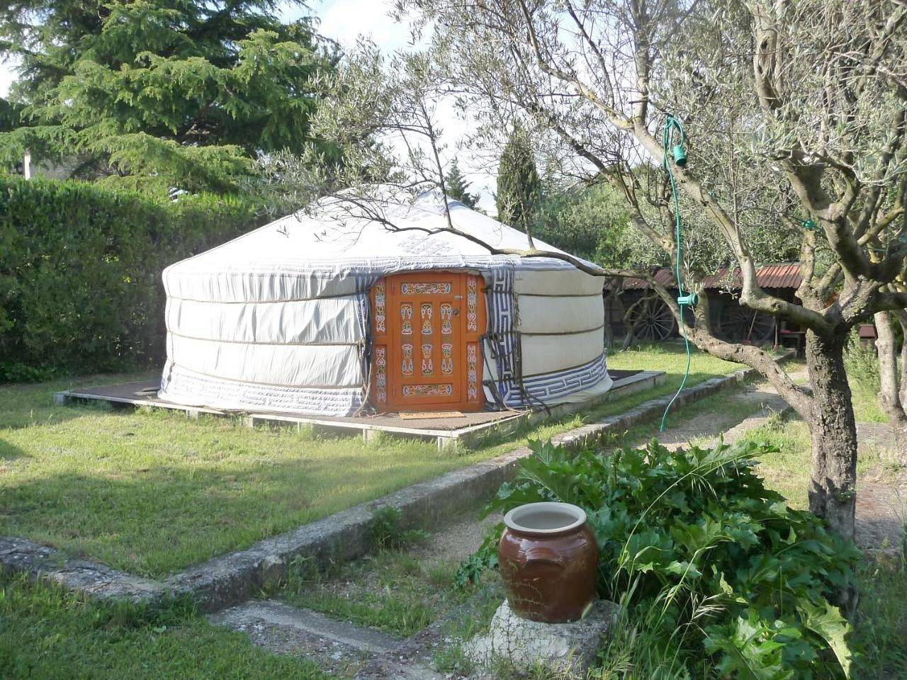 Tent (4 Adults) in Villeneuve-lès-Avignon, Région de Nîmes