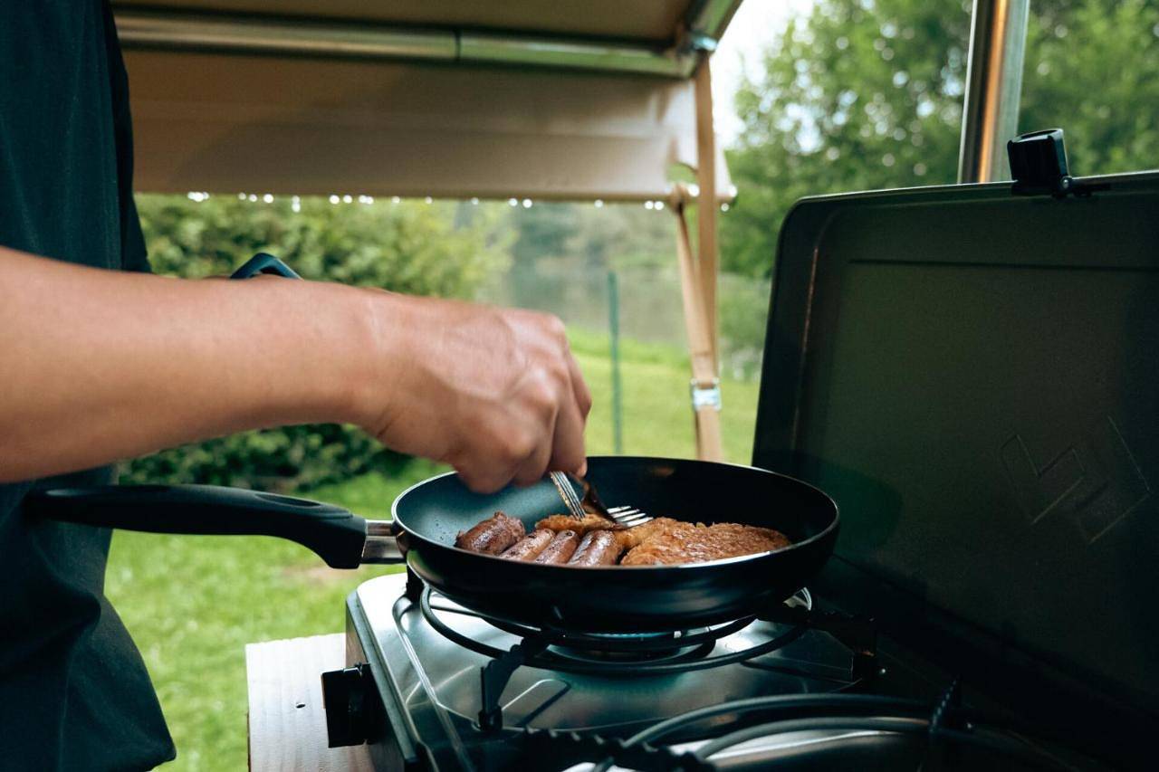 Camping Onlycamp Les Berges de l'Yonne in Coulanges-sur-Yonne, Région d'Auxerre