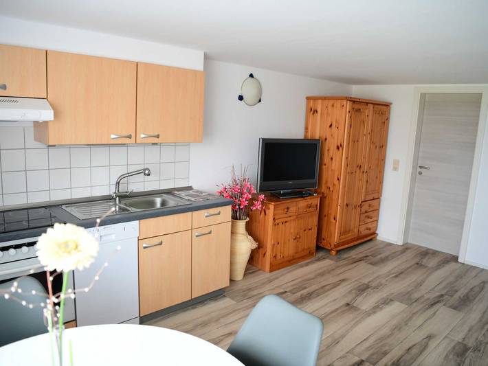 Ferienwohnung für 2 Personen, mit Terrasse und Garten sowie Seeblick und Ausblick in Wolgast - 4